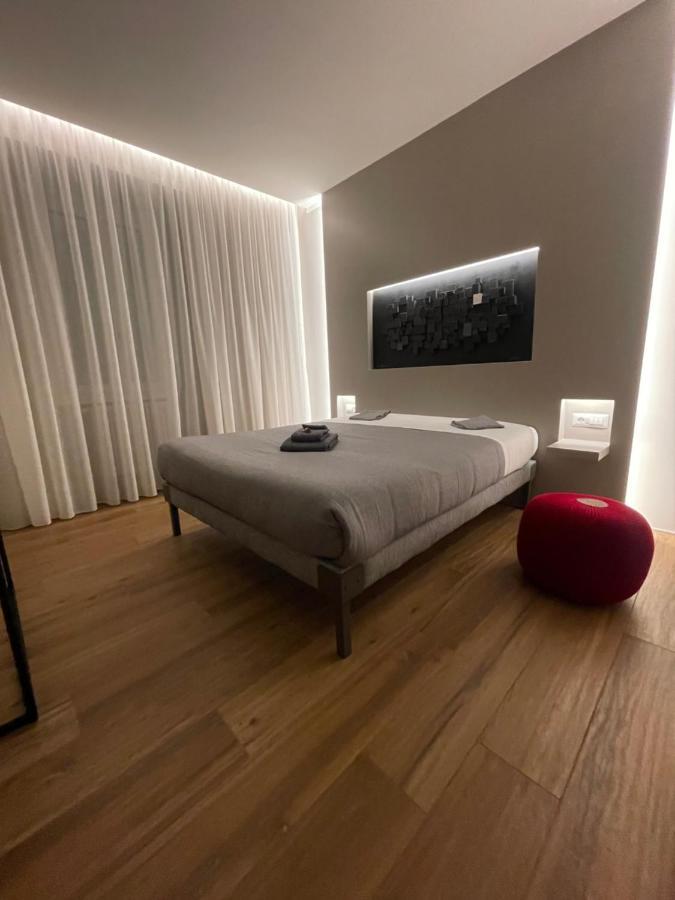 Hotel Lucrino 45 By Ale Roma Exterior foto